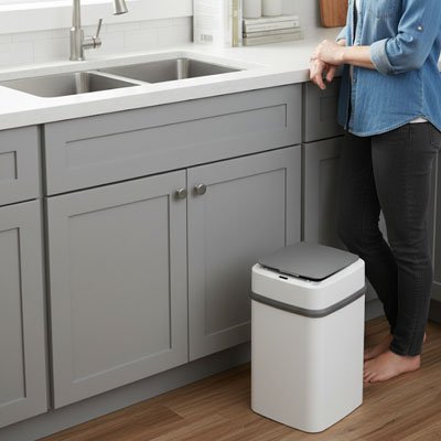 Poubelle de cuisine ouverture automatique
