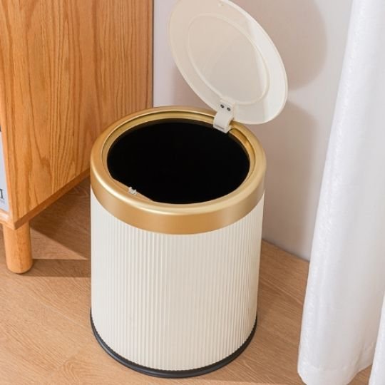 poubelles de cuisine